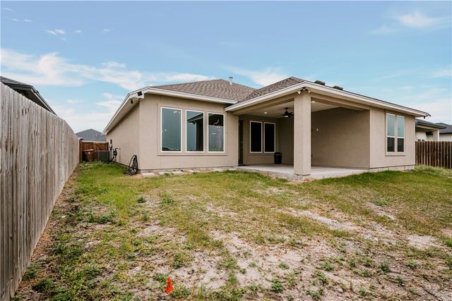 1409 Sansa St, Corpus Christi, TX 78415