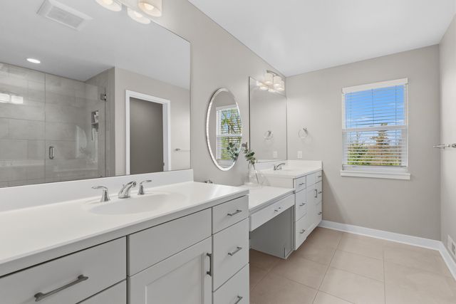 6200 Mcgillicuddy Lane, Portage, MI 49024