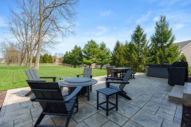 6200 Mcgillicuddy Lane, Portage, MI 49024