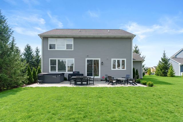 6200 Mcgillicuddy Lane, Portage, MI 49024