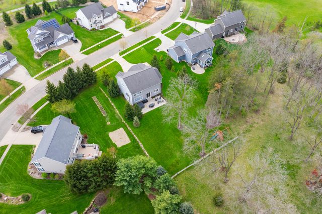 6200 Mcgillicuddy Lane, Portage, MI 49024