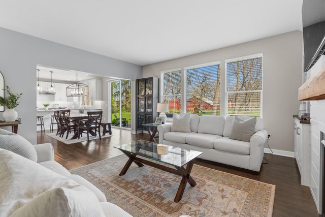 6200 Mcgillicuddy Lane, Portage, MI 49024