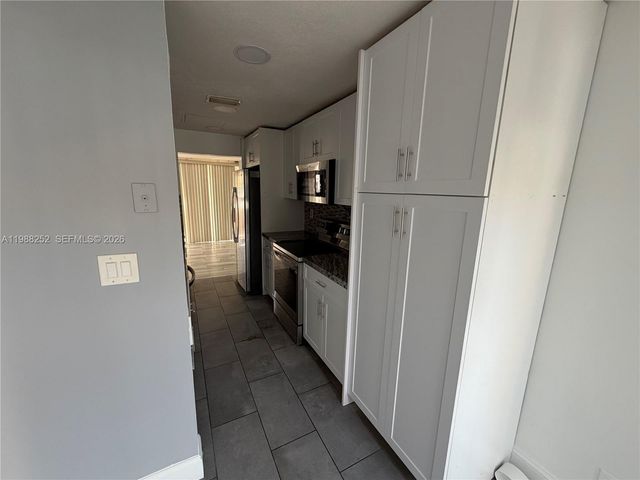 853 NW 81st Terrace 7, Plantation, FL 33324