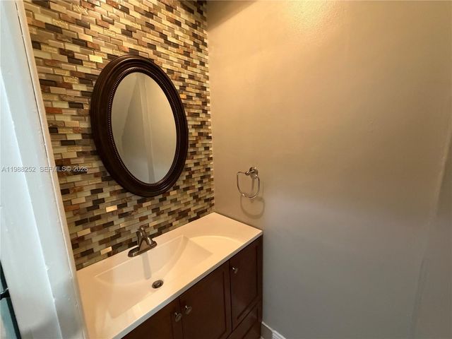 853 NW 81st Terrace 7, Plantation, FL 33324