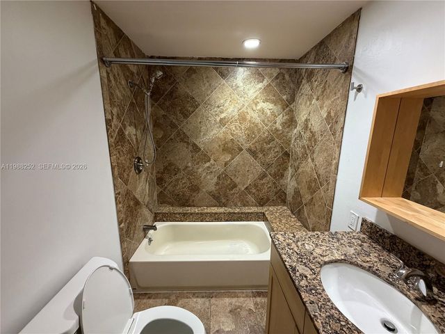 853 NW 81st Terrace 7, Plantation, FL 33324