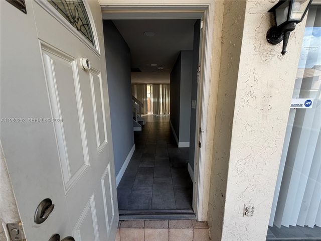 853 NW 81st Terrace 7, Plantation, FL 33324
