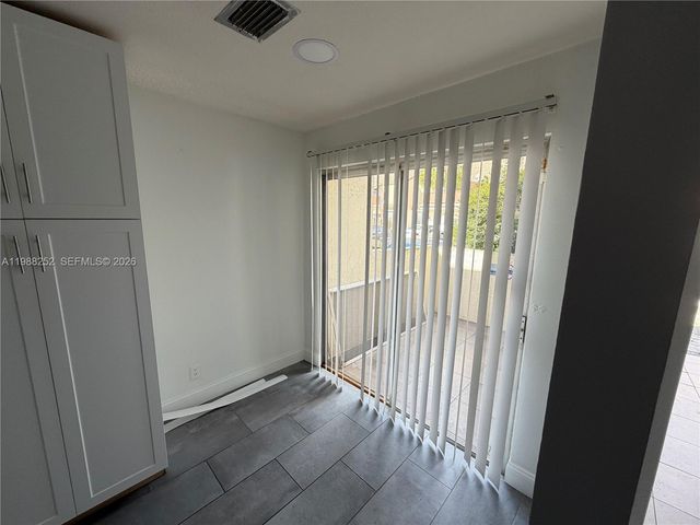 853 NW 81st Terrace 7, Plantation, FL 33324