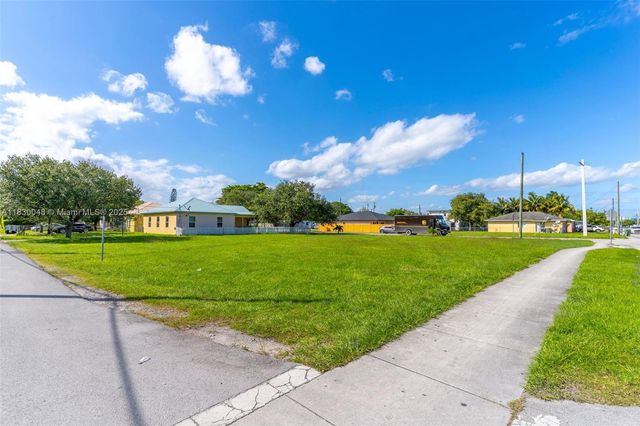 604 SW 6th Ave, Homestead, FL 33030