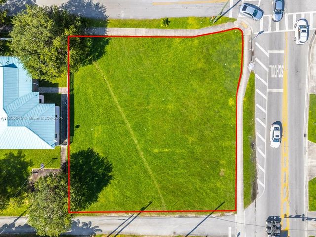 604 SW 6th Ave, Homestead, FL 33030