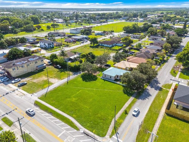 604 SW 6th Ave, Homestead, FL 33030