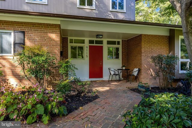 9115 SANTAYANA DR, Fairfax, VA 22031