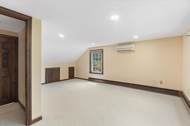 23 Meadow Brook Rd, Raynham, MA 02767