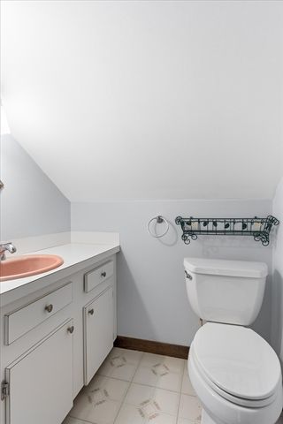 23 Meadow Brook Rd, Raynham, MA 02767