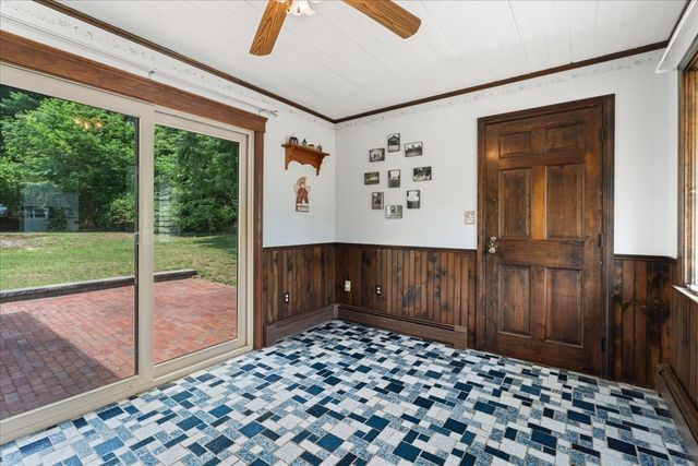 23 Meadow Brook Rd, Raynham, MA 02767