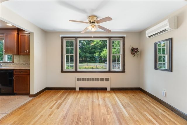 23 Meadow Brook Rd, Raynham, MA 02767