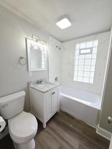 2971 N 14th STREET, Milwaukee, WI 53206