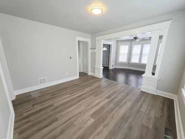 2971 N 14th STREET, Milwaukee, WI 53206
