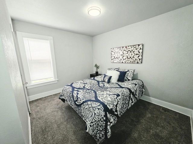 2971 N 14th STREET, Milwaukee, WI 53206