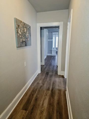 2971 N 14th STREET, Milwaukee, WI 53206