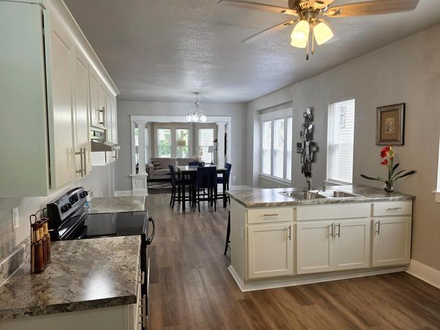 2971 N 14th STREET, Milwaukee, WI 53206