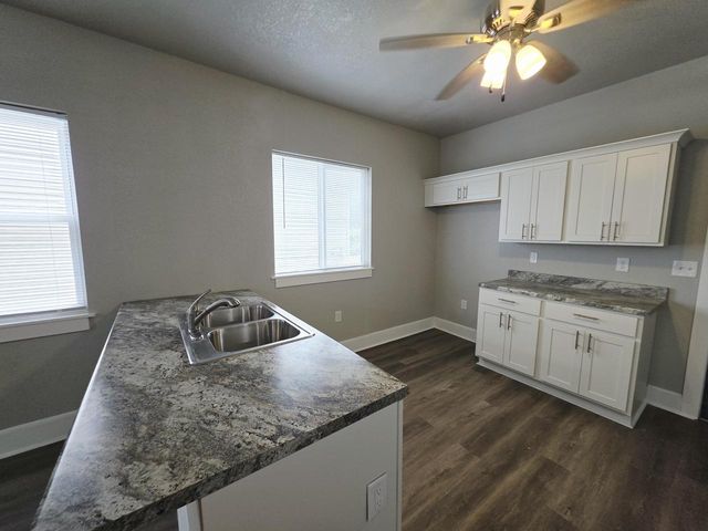 2971 N 14th STREET, Milwaukee, WI 53206