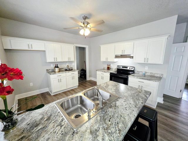 2971 N 14th STREET, Milwaukee, WI 53206