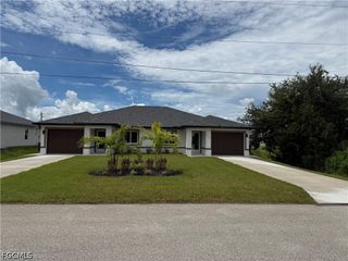 362 Petite AVE, Lehigh Acres, FL 33974