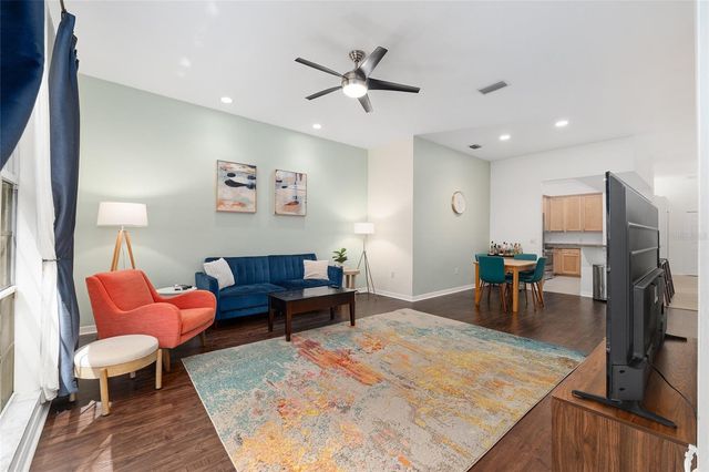 129 NW 48TH BOULEVARD 6, Gainesville, FL 32607