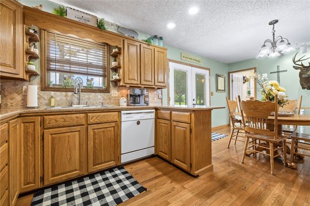 7206 Barnard Lane, Harrison, AR 72601