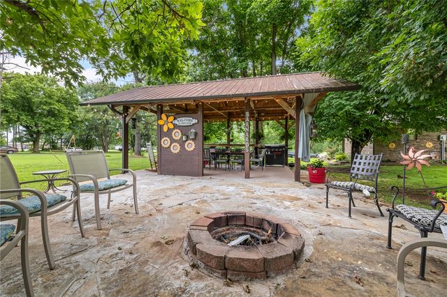 7206 Barnard Lane, Harrison, AR 72601