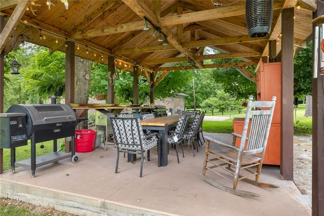 7206 Barnard Lane, Harrison, AR 72601