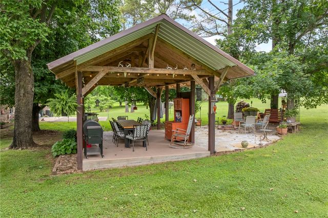 7206 Barnard Lane, Harrison, AR 72601