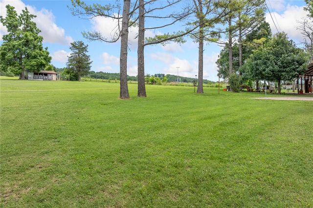 7206 Barnard Lane, Harrison, AR 72601