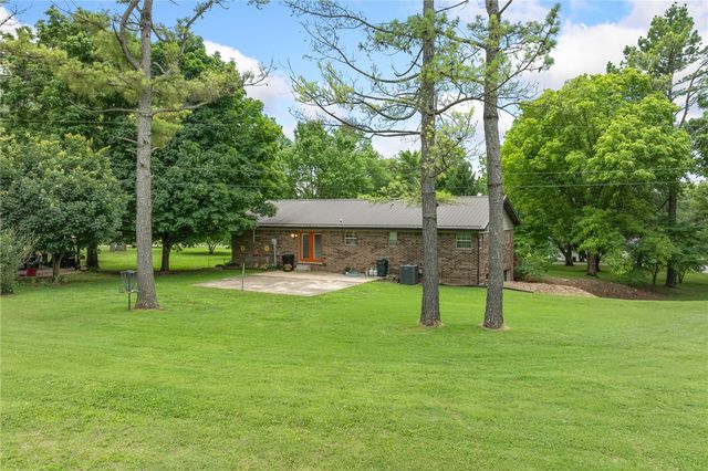 7206 Barnard Lane, Harrison, AR 72601