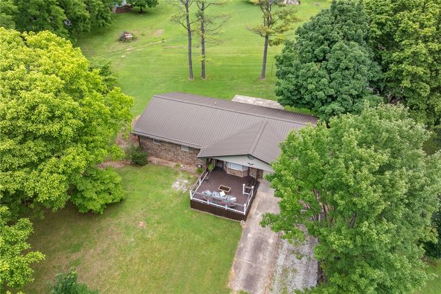 7206 Barnard Lane, Harrison, AR 72601