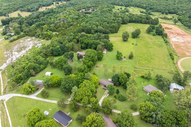 7206 Barnard Lane, Harrison, AR 72601