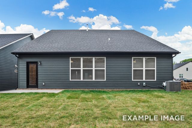 102 Barnwood Rd, Gallatin, TN 37066