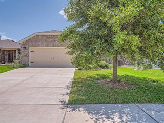 419 Holiday Creek LN, Georgetown, TX 78633