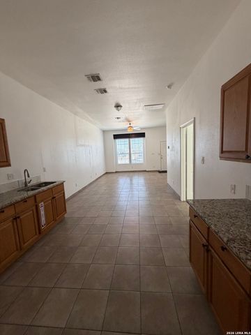 114 Grosvenor, San Antonio, TX 78221