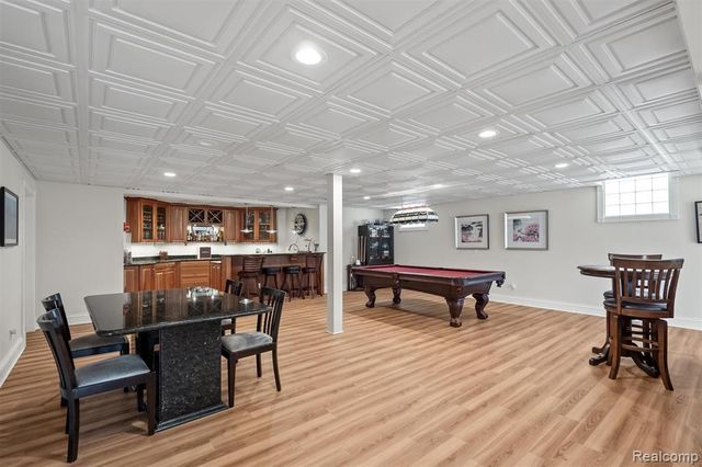 3300 Hillshire Court, Ypsilanti, MI 48198