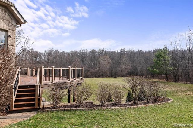 3300 Hillshire Court, Ypsilanti, MI 48198