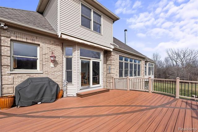 3300 Hillshire Court, Ypsilanti, MI 48198