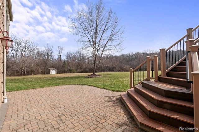 3300 Hillshire Court, Ypsilanti, MI 48198