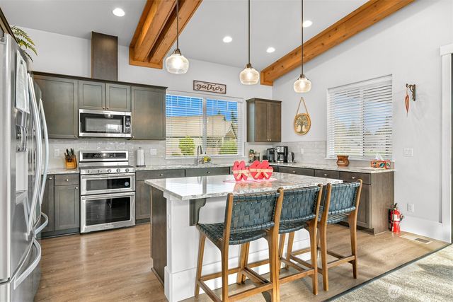 5451 Shields Road, Ferndale, WA 98248