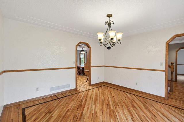 17231 Uplander Street NW, Andover, MN 55304