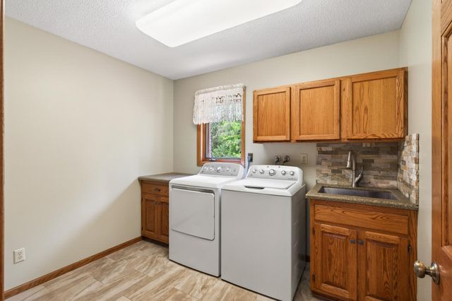 17231 Uplander Street NW, Andover, MN 55304