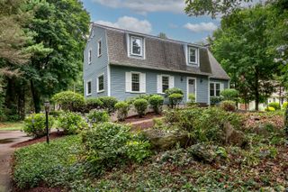 30 Streamview Circle, Guilford, CT 06437