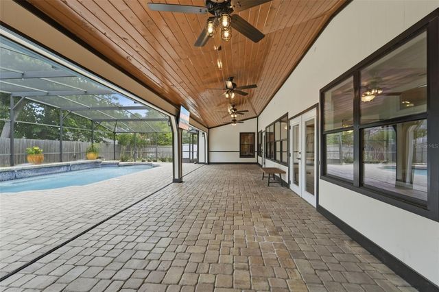 2309 SWEETWATER COUNTRY CLUB PLACE DRIVE, Apopka, FL 32712