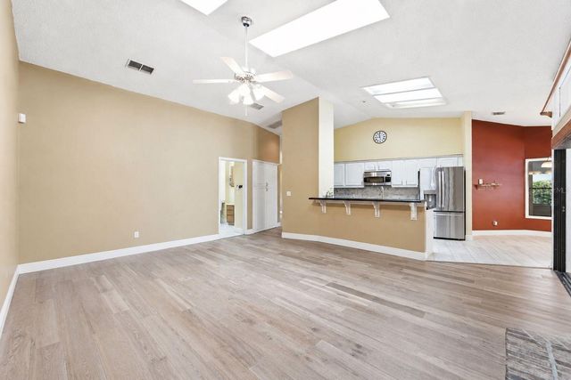 2309 SWEETWATER COUNTRY CLUB PLACE DRIVE, Apopka, FL 32712