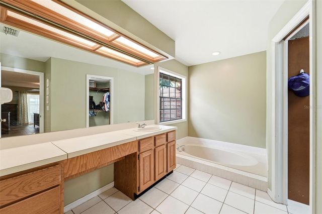 2309 SWEETWATER COUNTRY CLUB PLACE DRIVE, Apopka, FL 32712